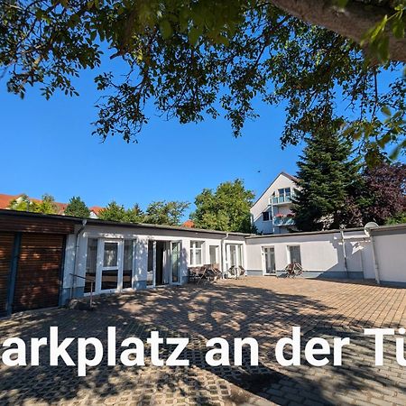 Fewo Urban Gotha-Apartment Friedenstein- Am Schlosspark- Parken An Der Der Tuer- Barrierefrei, 900 Meter Zum Bahnhof - Wallbox ภายนอก รูปภาพ