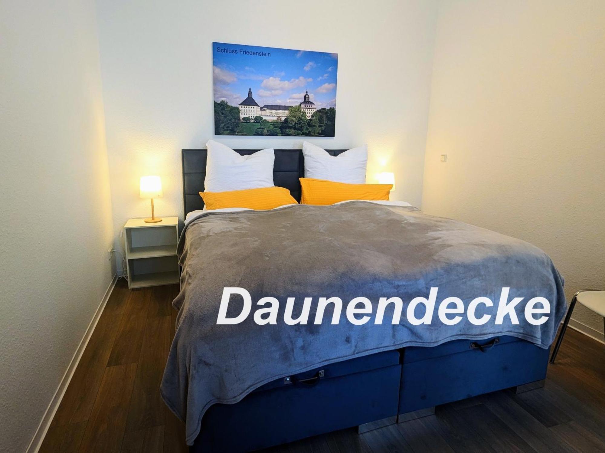Fewo Urban Gotha-Apartment Friedenstein- Am Schlosspark- Parken An Der Der Tuer- Barrierefrei, 900 Meter Zum Bahnhof - Wallbox ภายนอก รูปภาพ